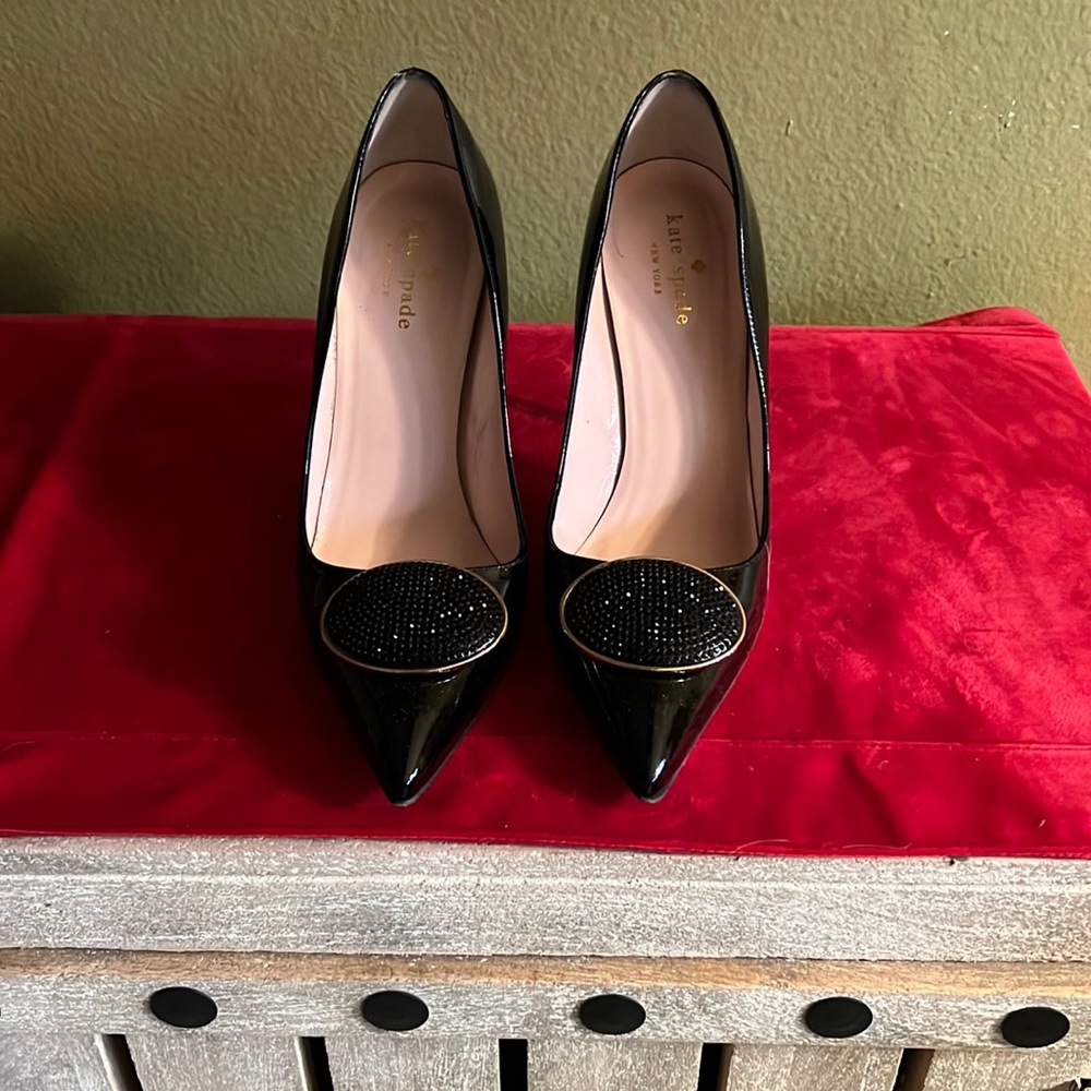 Black patent Kate Spade pumps